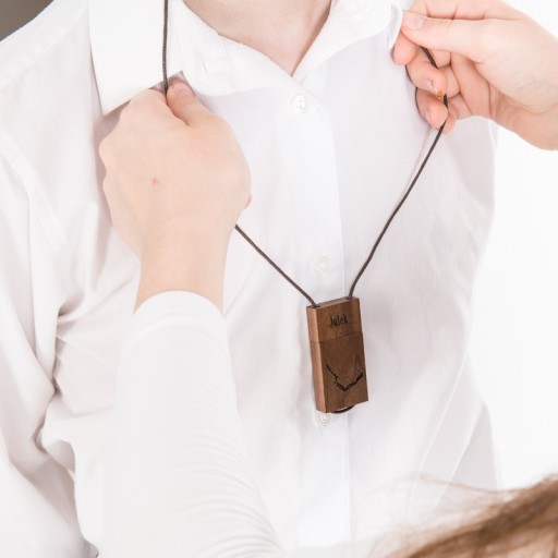 Pendrive + struna 1 GB 2.0 + Gravírovanie pre študenta