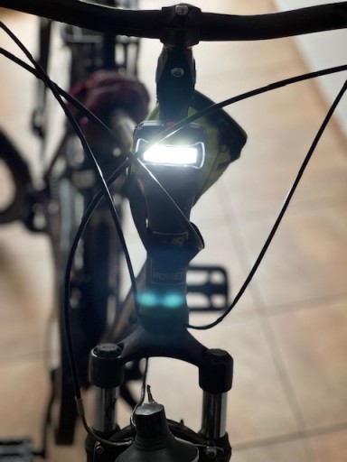 LED BICYKLOVÁ PREDNÁ LAMPA MEGA VÝKON 3W
