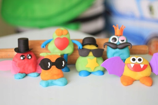 CREATIVE KIDS PLASTIC 4 farby DIY hracie cesto + pokrievka s formičkou