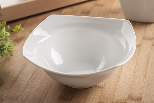 PRAVDEPODOBNÁ SLÁVNOSŤ Miska šalátová 14,5 cm 0000