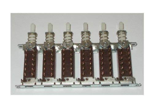 ISOSTAT 12pinový 6x bistabilný nezávislý UNITRA (64
