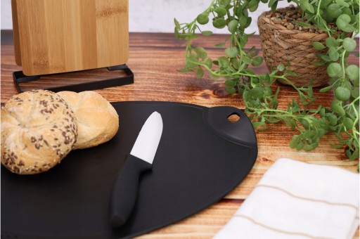 Plastová doska na krájanie s odkvapkávačom 2v1, praktické zavesenie, 37x25