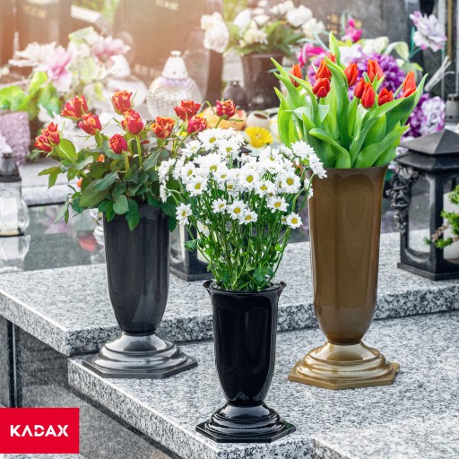 VÁZA NA HODNOTY NA CINTORÍNSKÝ NÁHROB ČIERNA 29cm