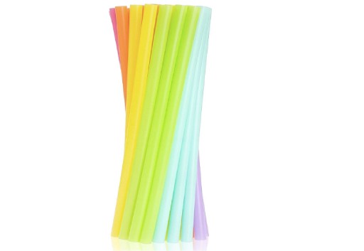 PLASTOVÉ SLAMKY, TRUBKY, MIX FARIEB, 24 cm, 17 ks