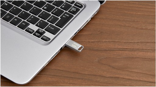 KIOXIA 16GB USB 3.2 kľúč Biwako U366 SILVER