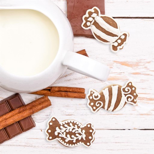 Vykrajovač na sušienky - Candy, 5,5 cm