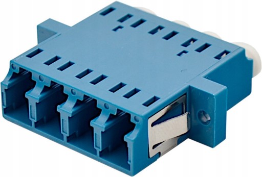 Jednorežimový LC/UPC quad FTTH optický adaptér