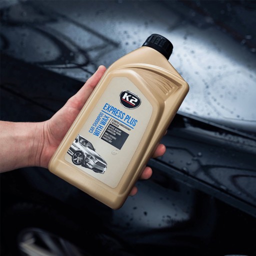 K2 EXPRESS PLUS EFEKTÍVNY AUTOŠAMPÓN S AUTOVOSKOM 1L