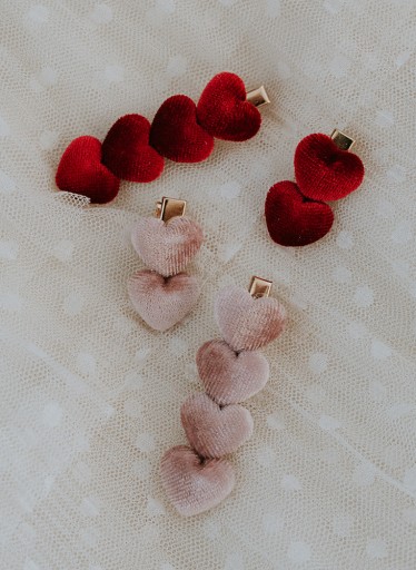 Sada sponiek do vlasov zlatá červená srdiečko láska VALENTÍNSKA