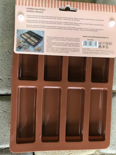 SILIKÓNOVÁ forma na pečenie müsli tyčiniek, koláčikov do tyčiniek OLDMAN CAKES