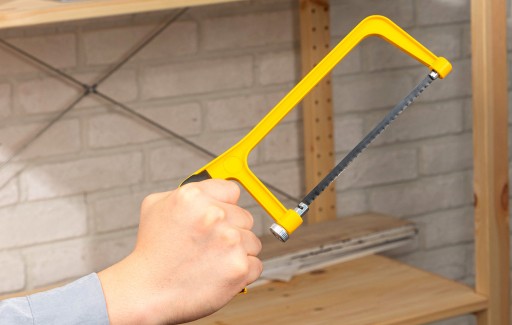 Ručná píla na kov Deli Tools EDL6007 150 mm