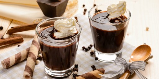 Mars Hot Chocolate Chocolate prášok s karamelovou príchuťou 140g Quest