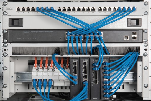 Adaptér pre STP keystone modul pre montáž na DIN lištu TH35