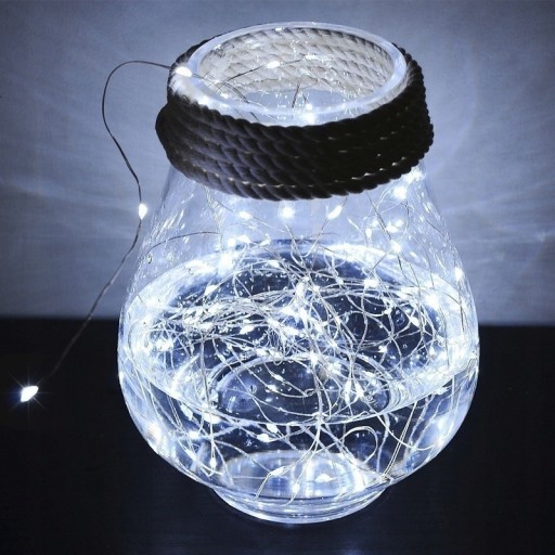 DRÔTOVÉ LAMPY 50 LED SVETLÁ NA BATÉRIU REŤAZ STUDENÝCH BIELECH