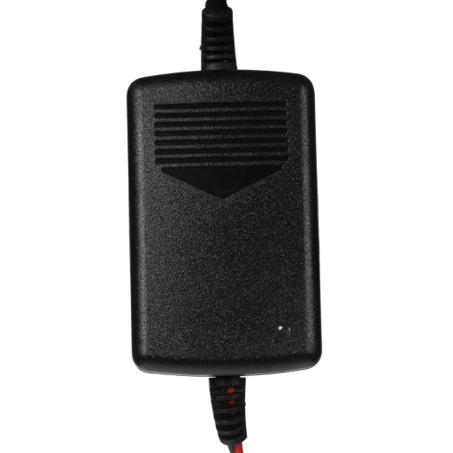 NABÍJAČKA BATÉRIÍ 12V 1A, automatická