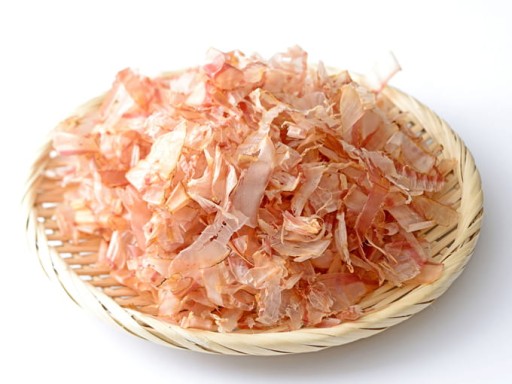 KATSUOBUSHI SUŠENÉ BONITO VLOČKY TUNIAKA 20g