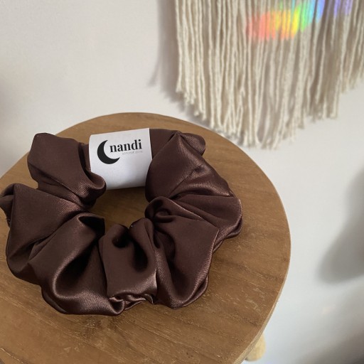 Saténová scrunchie kravata do vlasov Tmavá čokoláda