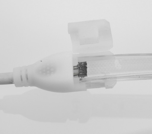 LED PÁS 230V 2835 NEUTRÁLNY REZ KAŽDÝCH KLIKNUTÍ 20 CM