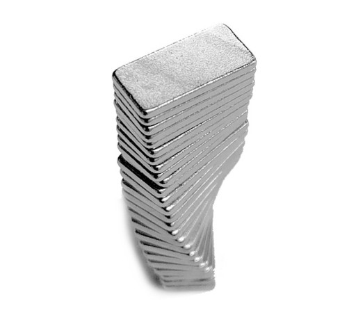 M3 SILNÉ NEODYMIOVÉ MAGNETY 10 ks 10x5x1 mm
