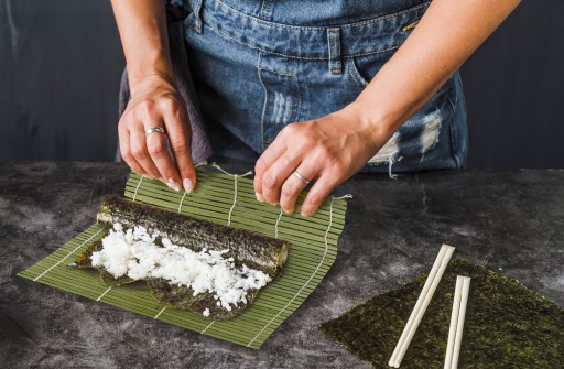 BAMBUSOVÁ PODLOŽKA pre SUSHI vyrobená z profesionálneho bambusu