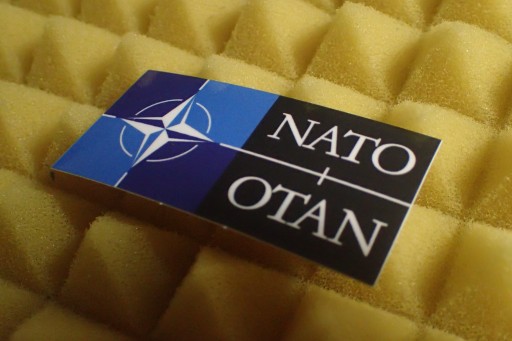 NÁLEPKA NATO NÁLEPKA 6 x 3 cm