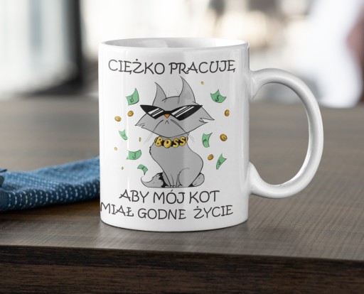 HRNČEK ŤAŽKO PRACUJEM, ABY MOJA MAČKA MALA DÔSTOJNÝ ŽIVOT