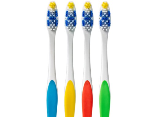 4 ručné zubné kefky Jordan Total Clean Soft