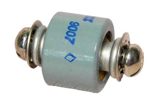 Keramický kondenzátor 2,2pF 6kV 5kWar K15U-1 P100