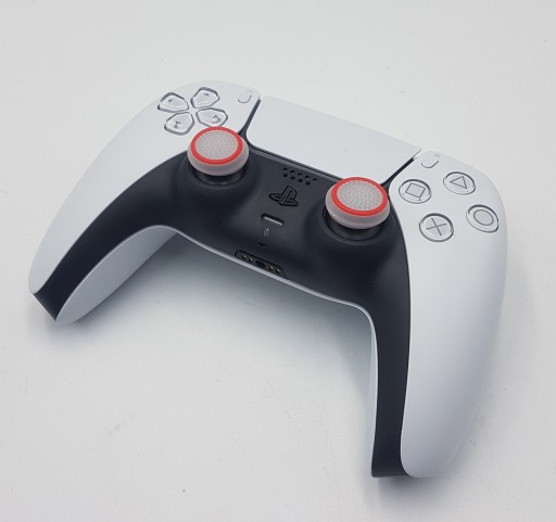 RUKY PREKRÝVAJÚCE VYMAZÁVANIE ANALOGOV PRE NINTENDO SWITCH 2x