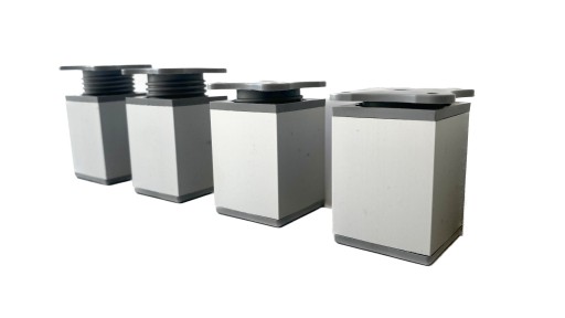 Nábytkové nohy štvorcové V-6 cm strieborné 4x