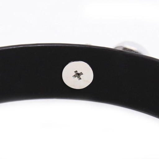 SEXY GOLÍROVÝ CHOKER S ZVONČKOM