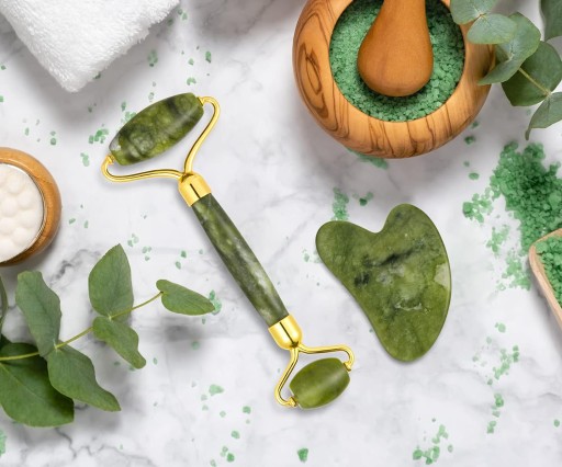 ROLLER MASSAGER pravý nefritový kameň na tvár + sada GUA SHA