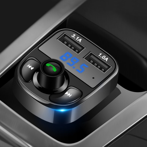 BLUETOOTH FM VYSIELAČ MP3 SD NABÍJAČKA 2xUSB