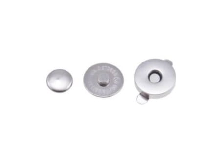 Magnet 18mm x 18mm Montáž na 1 nit 5ks