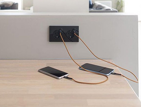 Simon Connect Plug K45/2 grafitovo sivá K105/14