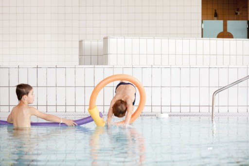4-dierkový konektor Comfy Pool na cestoviny