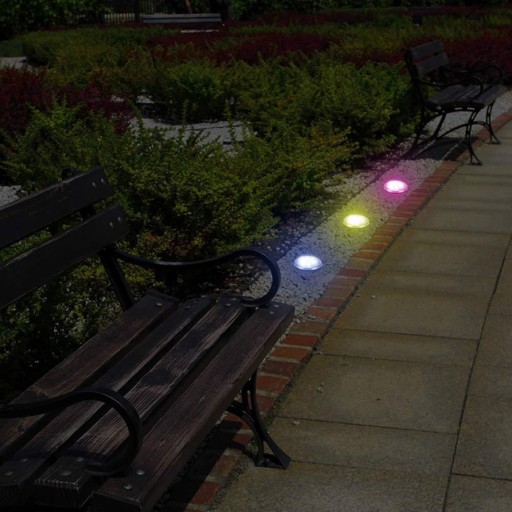 SOLÁRNE ELEKTRICKÉ ZÁHRADNÉ LAMPY, FAREBNÉ RGB