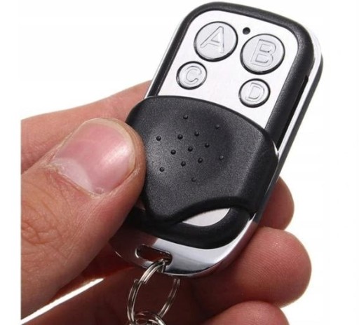 UNIVERZÁLNE AUTOKOPÍROVACIE DIAĽKOVÉ OVLÁDANIE PRE ALARMOVÚ BRÁNU
