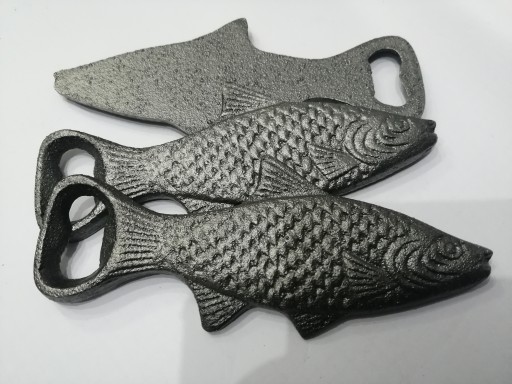 Štýlový liatinový otvárač na fľaše FISH Liatina