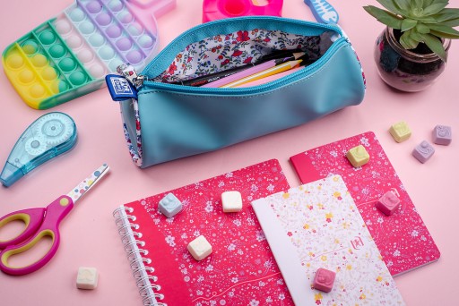 POUZDRO NA PEČERU OXFORD FLORAL PASTEL TYRKYSOVÁ kvetinová podšívka nádherná