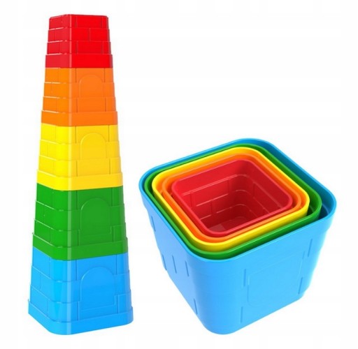 VEĽKÁ PYRAMÍDOVÁ VEŽA, POHÁR S PIESKOM NA PLÁŽI