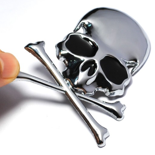 Kovová CHROMOVÁ nálepka SKULL na motorkársku prilbu Auto