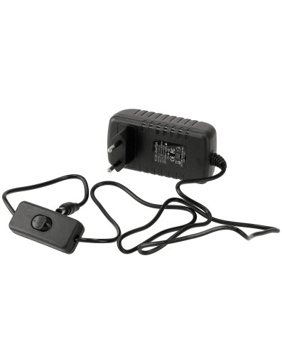 Zásuvný LED zdroj 2A 24W 12V s vypínačom