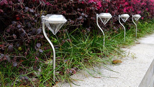 diamantová solárna lampa 2LED biela/RGB P-780
