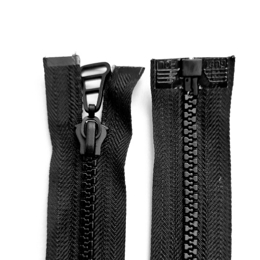 Zips na zips OZDOBNÝ PRÍvesok 55cm kocka čierna Z7