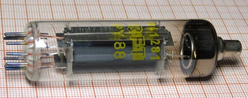 PY88 RFT NOS NIB lampa