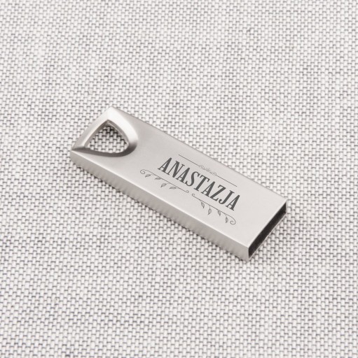 Mini ELEGANCE kovový prívesok 4 GB USB 2.0 + gravírovanie S MENOM ZA DARČEK