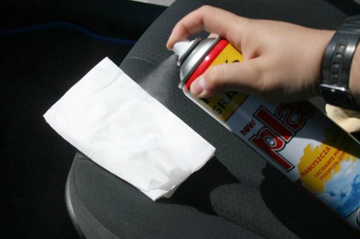 PLAGÁT NA PLASTY 750ml ČIERNA / ČEREŠŇOVÁ