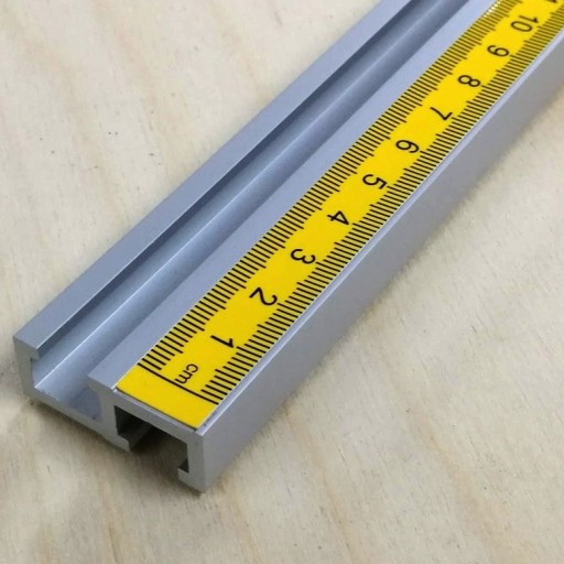 Samolepiace krajčírstvo 120cm Pravostranné