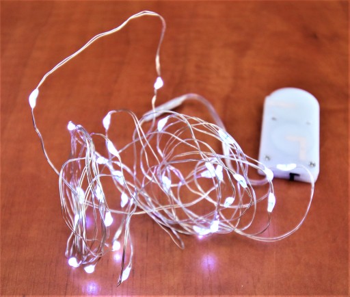 DRÔTOVÉ LAMPY 30 LED BATÉRIÍ BIELE SVETLO 3m